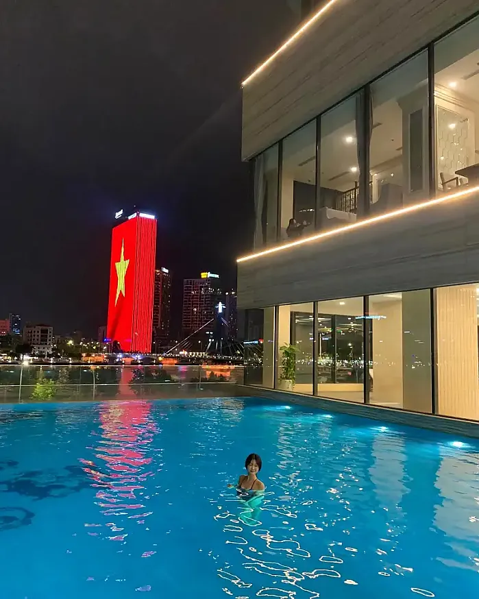 1일1수영  @hhmni_ 인스타