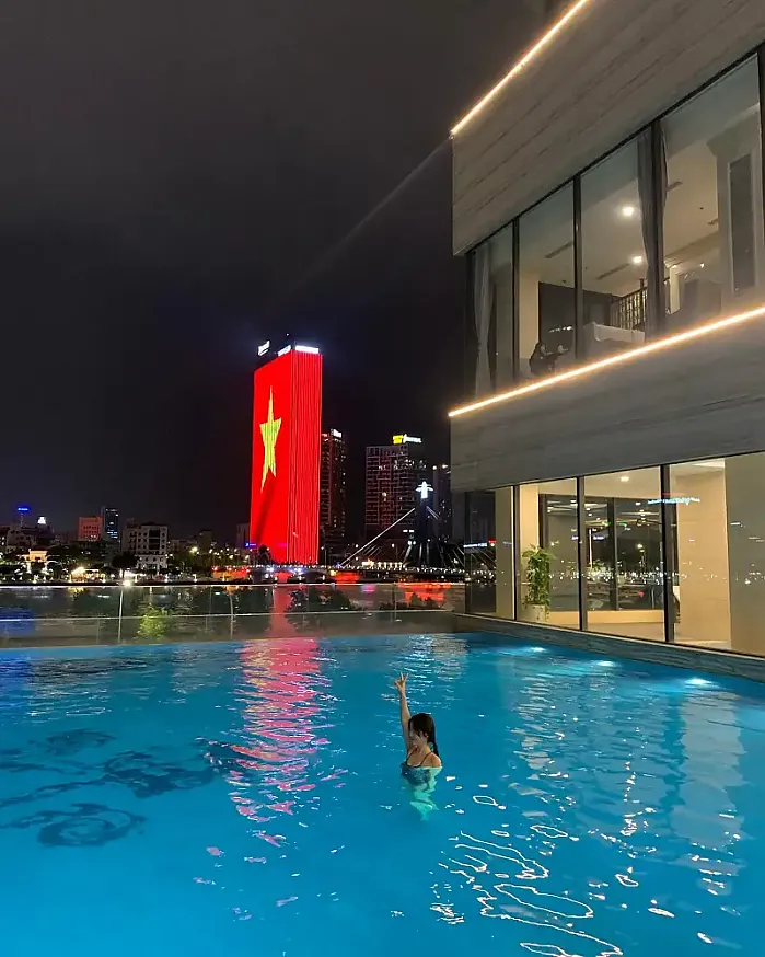 1일1수영  @hhmni_ 인스타