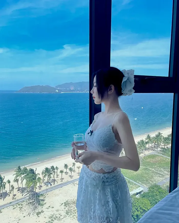 바다를 보고 사진도 찍고 @ri.sari01 인스타