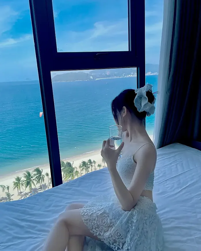 바다를 보고 사진도 찍고 @ri.sari01 인스타