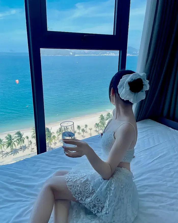 바다를 보고 사진도 찍고 @ri.sari01 인스타