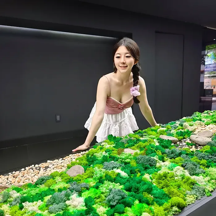 좋은 사람 만나면 사랑에 빠지고, 좋은 사람 만나지 못하면 세상을 보러 가세요 @kuanyr 인스타