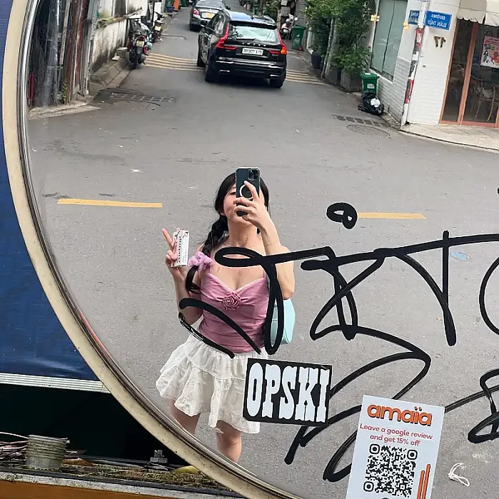 좋은 사람 만나면 사랑에 빠지고, 좋은 사람 만나지 못하면 세상을 보러 가세요 @kuanyr 인스타