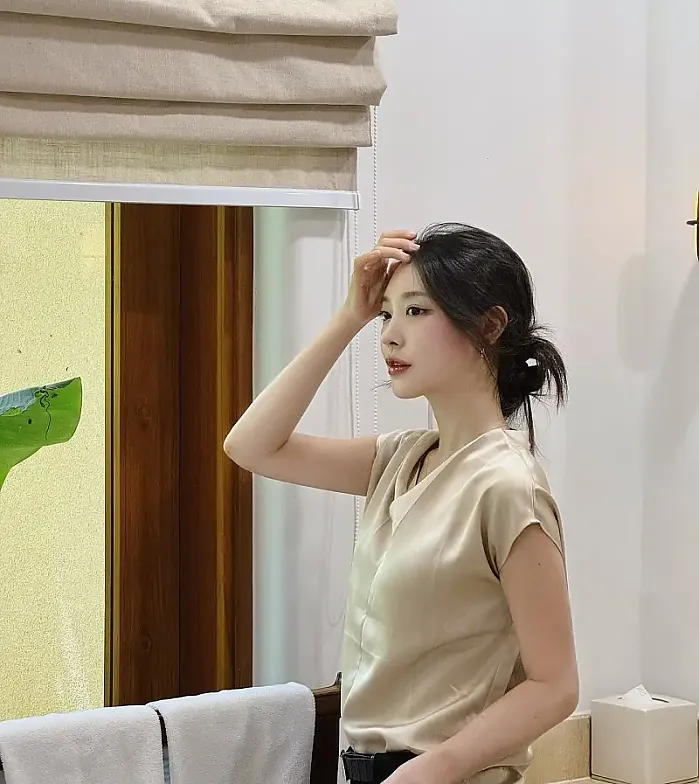 세련된 이미지의 처자 @1994.vv 인스타