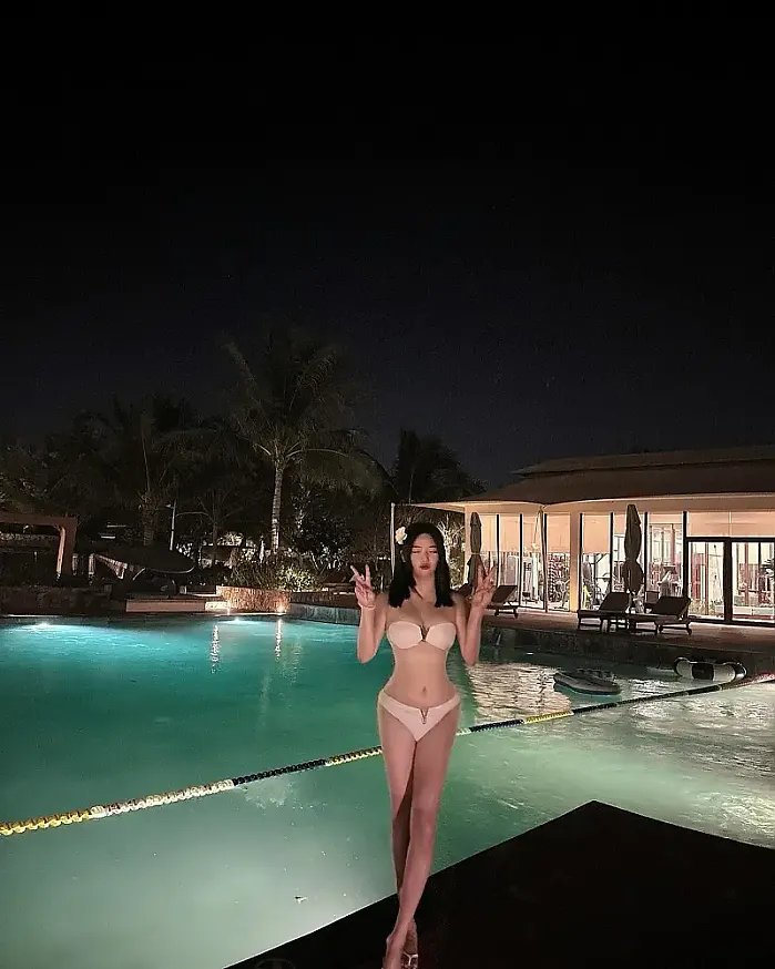 눈감아버렸네 @hyed_love 인스타