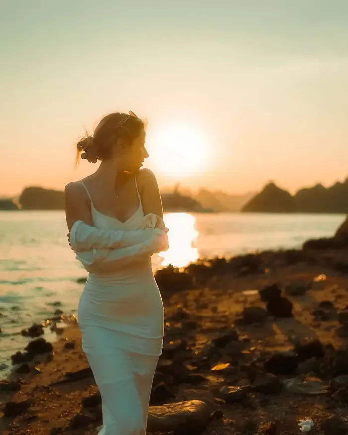 Swipe Left. @the.creativeroy 인스타