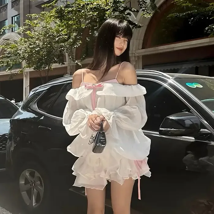 순백의 미니드레스 베트남녀 @tiemnhahy.thuedosaigon 인스타