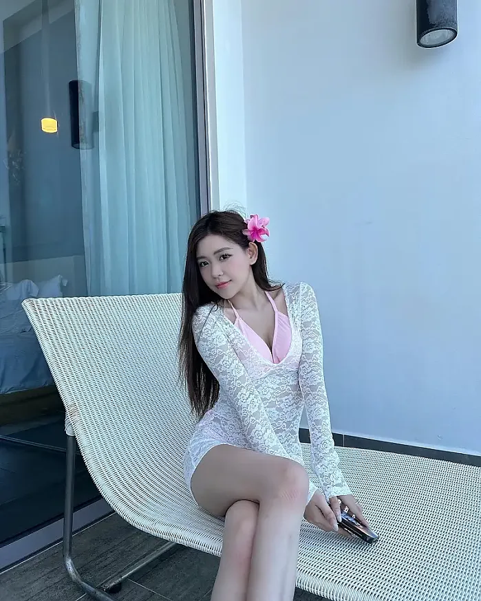 Yêu màu hồng @khanhngoc_99_ 인스타