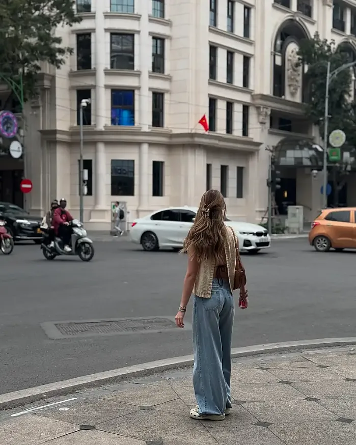 아담한 아가씨 @abxisis