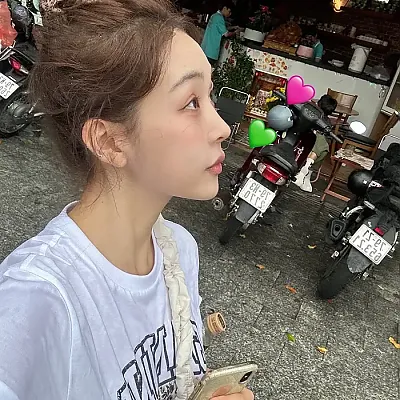 여행 가서 이정도로 비가 온 적이 없는데... instagram for yunaring__