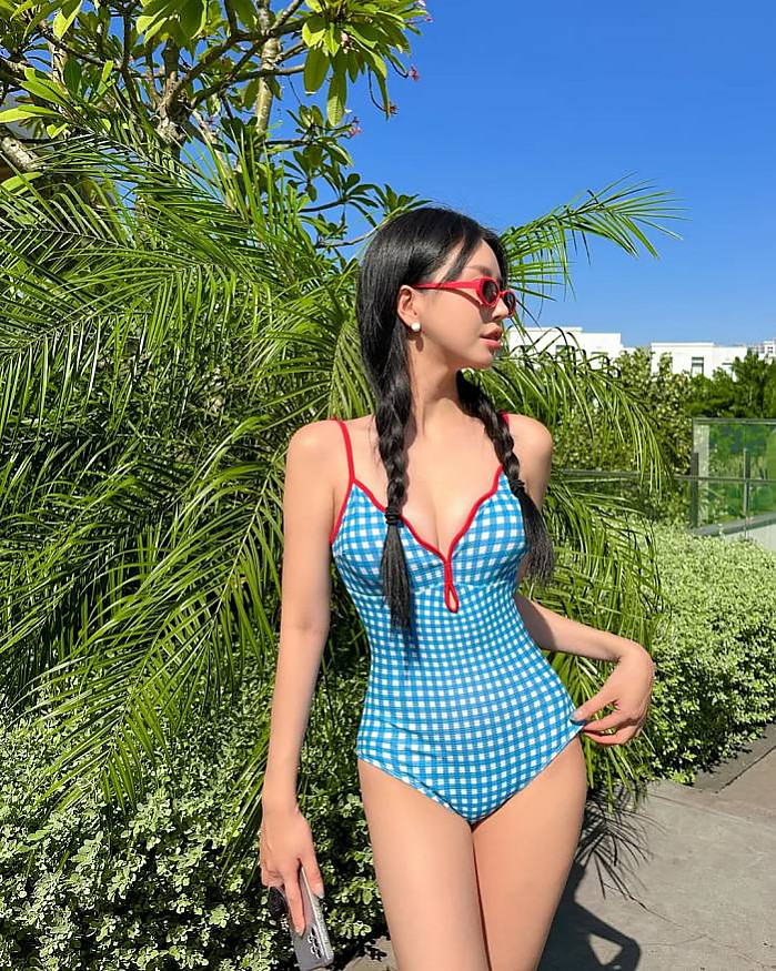 다들 주말 잘 보내셨나요~? instagram for awesomenana_official