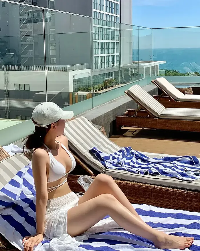 수영 하루만에 바로 익어버려따 instagram for mungmumin