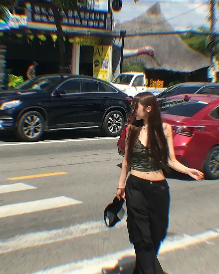 피드맞추려다 평생 못올릴 것 같아서 포기이 instagram for s2eyeon_