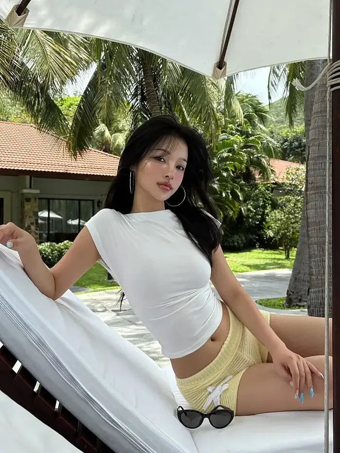 그늘에서 3시간동안 멍 때리기 instagram for kkmmmkk