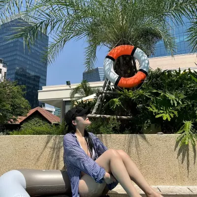 LOTTE HOTEL SAIGON 2월 15일 세수만 하고 수영장으로 갓!