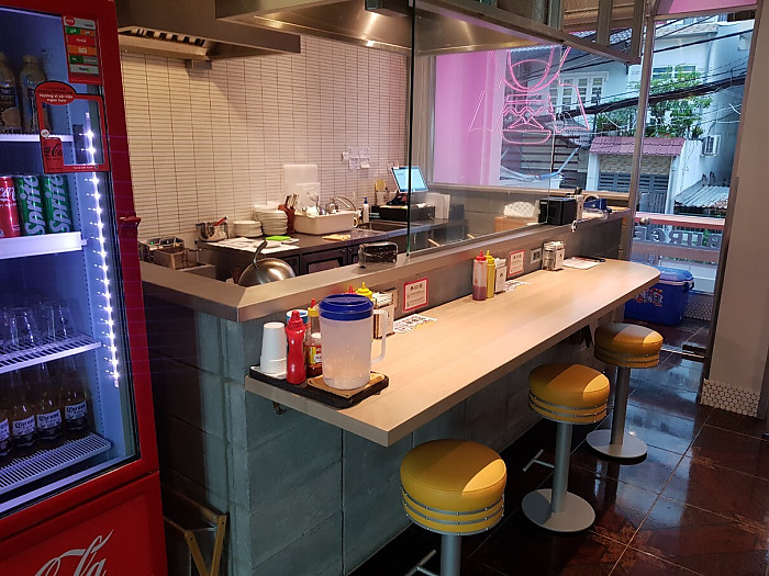 호치민 빈탄군 수제 버거 맛집 쇼군 버거(SHOGUN BURGER) 리뷰