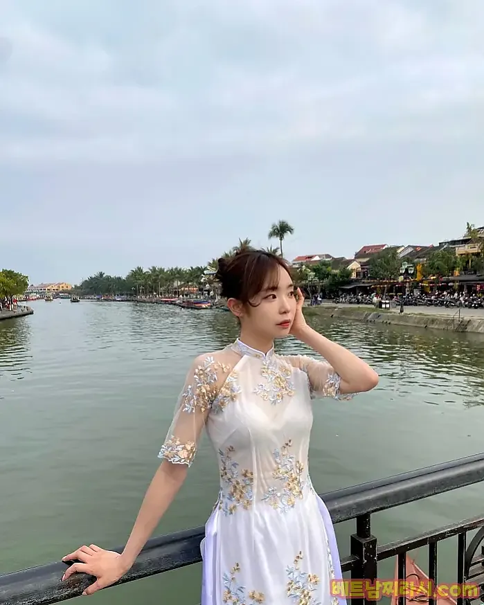 베트남 호이안 2월 11일 아오자이 입구 호이안 구경