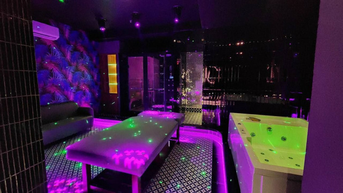 호치민 로컬 불건마 풍황깍 8군 <Phụng Hoàng Các>