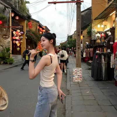 베트남 호이안 2월 8일 이쁘다는 말 듣고 싶으면 베트남 가세요~