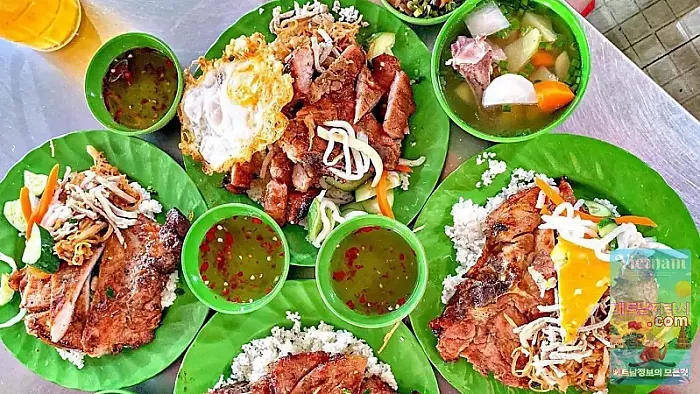 돼지갈비 껌승 응우옌 반꾸 Cơm tấm Ba Ghiền - 84 Đặng Văn Ngữ