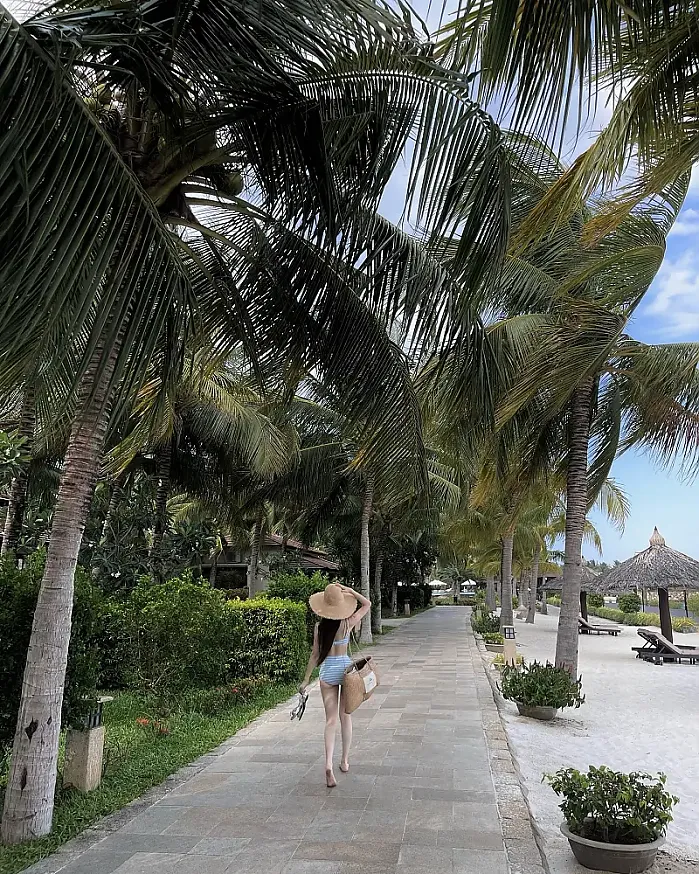 비키니 언더붑 스타일셀 카 Amiana Resort and Villas Nha Trang 6월 22일