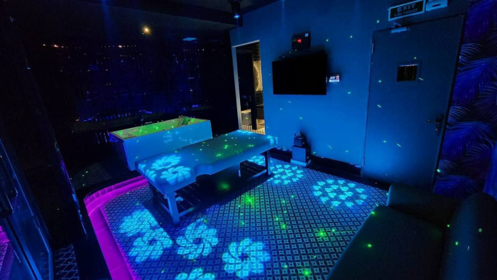 호치민 로컬 불건마 풍황깍 8군 <Phụng Hoàng Các>